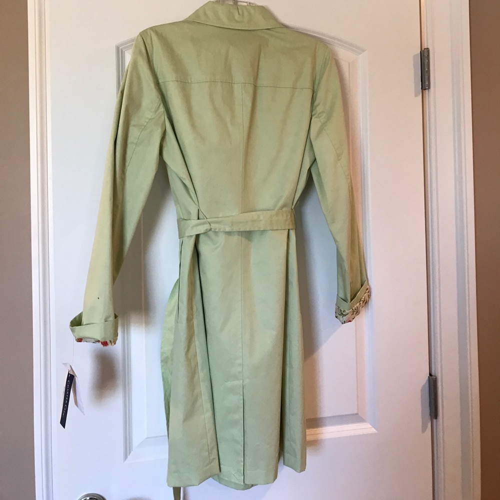 Pale green trench coat. - Picture 3 of 8
